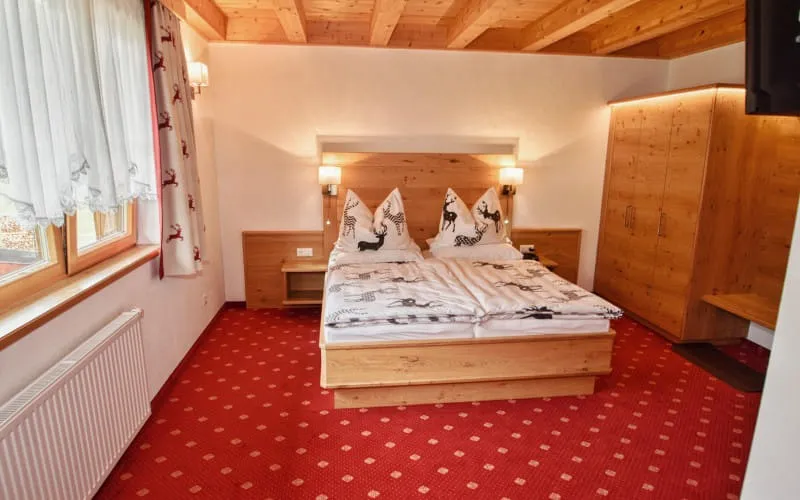 doppelzimmer_10_2.jpeg